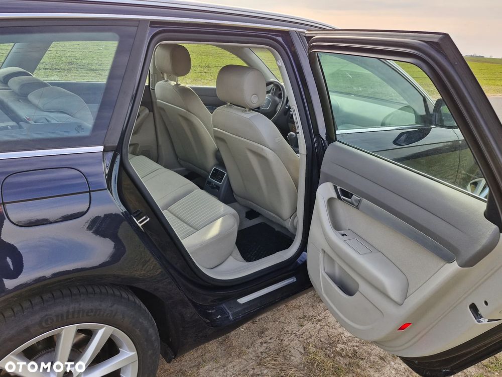 Audi A6 Avant 2.7 TDI DPF quattro tiptronic - 9