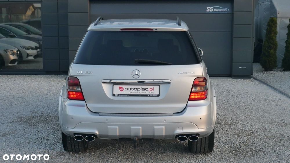 Mercedes-Benz ML - 7