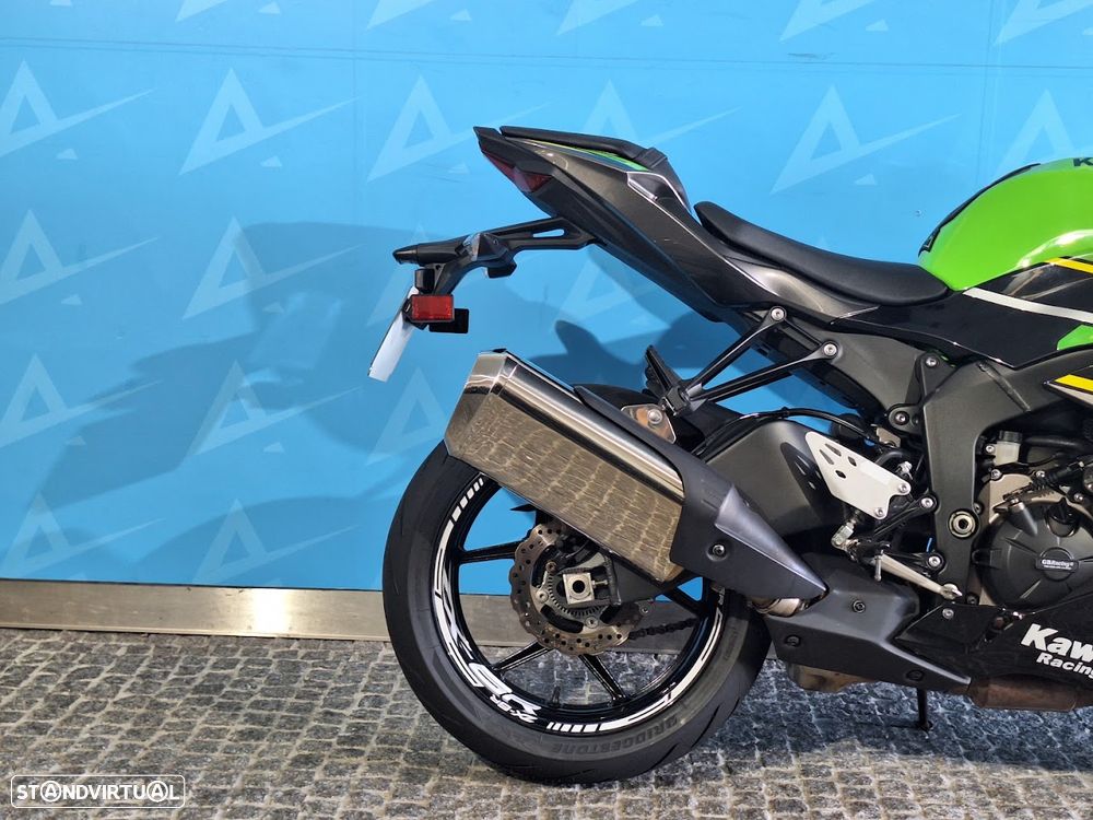 Kawasaki Ninja ZX-6R 636 - 4