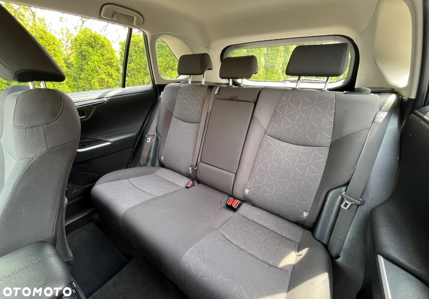 Toyota RAV4 - 25