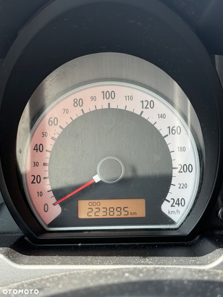 Kia Ceed 1.6 L - 11
