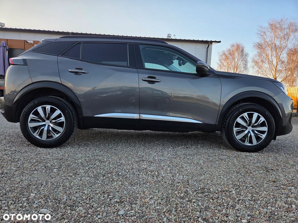 Peugeot 2008 PureTech 130 Allure - 11