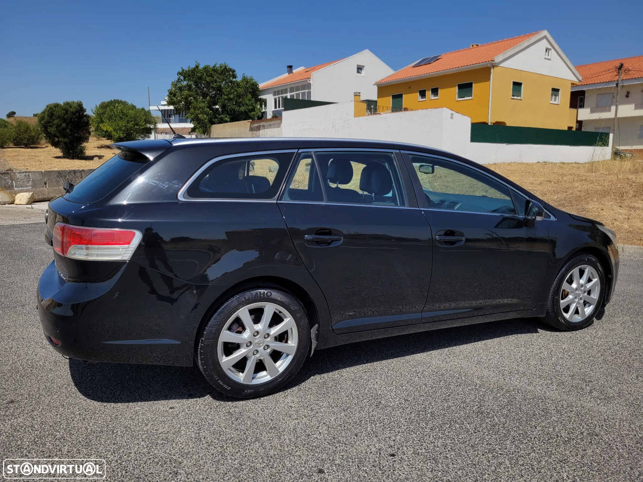 Toyota Avensis SW 2.0 D-4D - 28