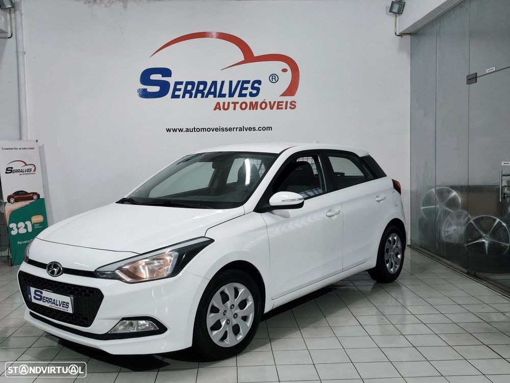 Hyundai i20 1.1 CRDi Blue Access+Bluetooth+Comandos no Volante - 3