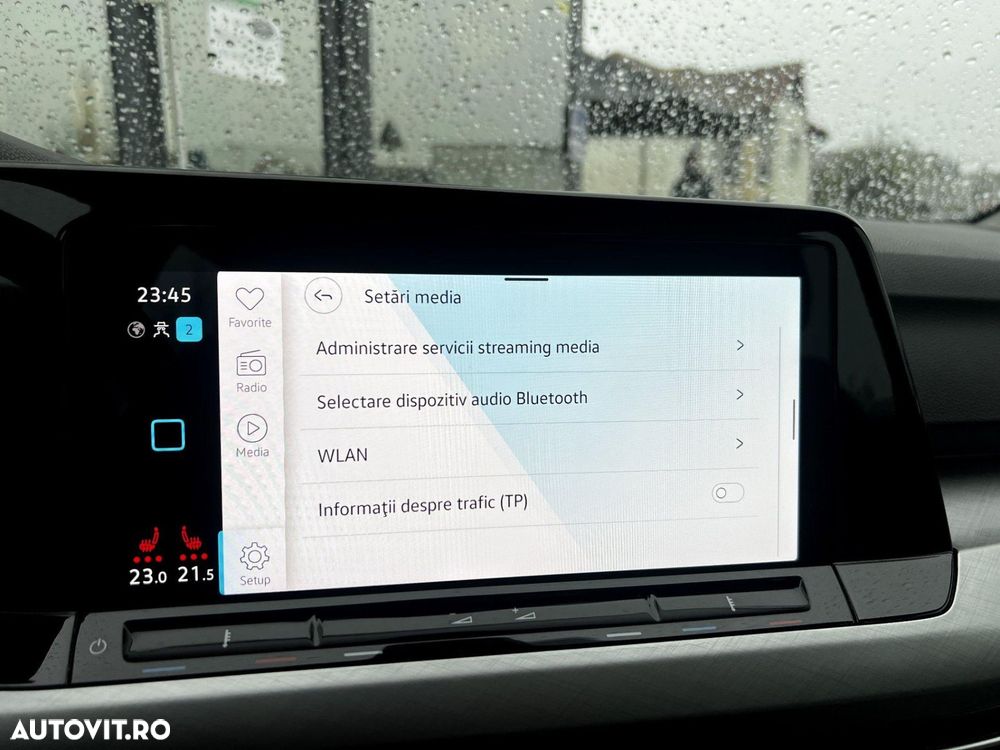 Volkswagen Golf - 34