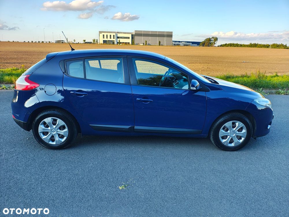 Renault Megane 1.6 16V 100 Authentique - 1