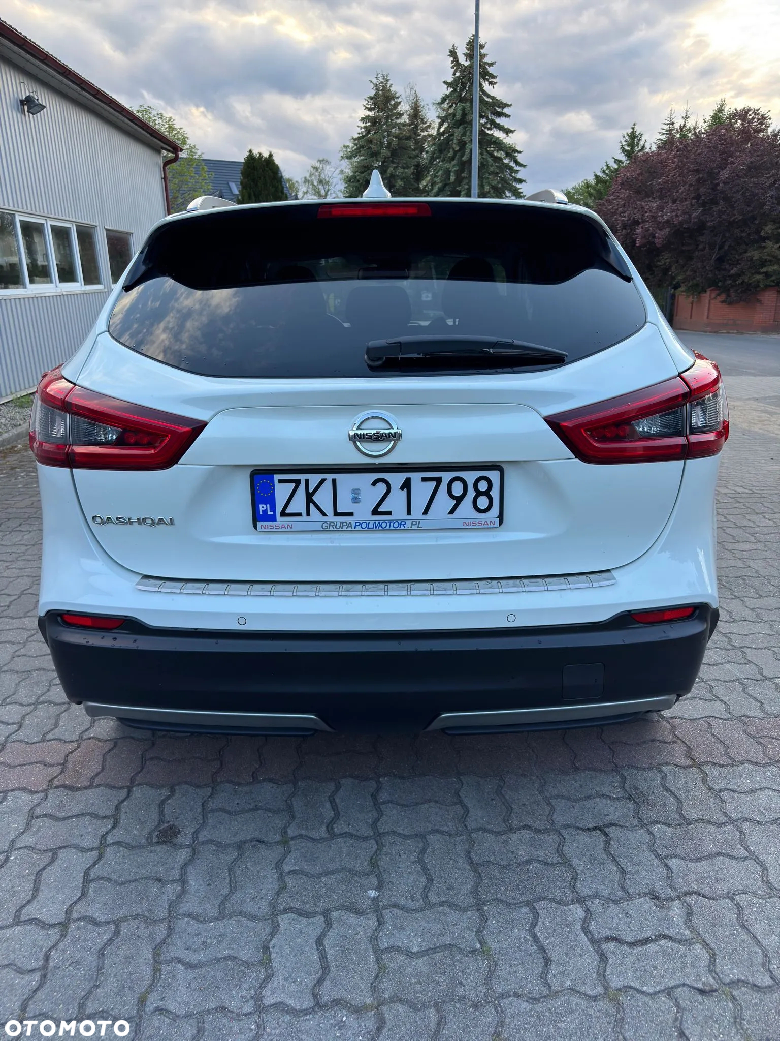 Nissan Qashqai 1.6 DIG-T Tekna+ - 10
