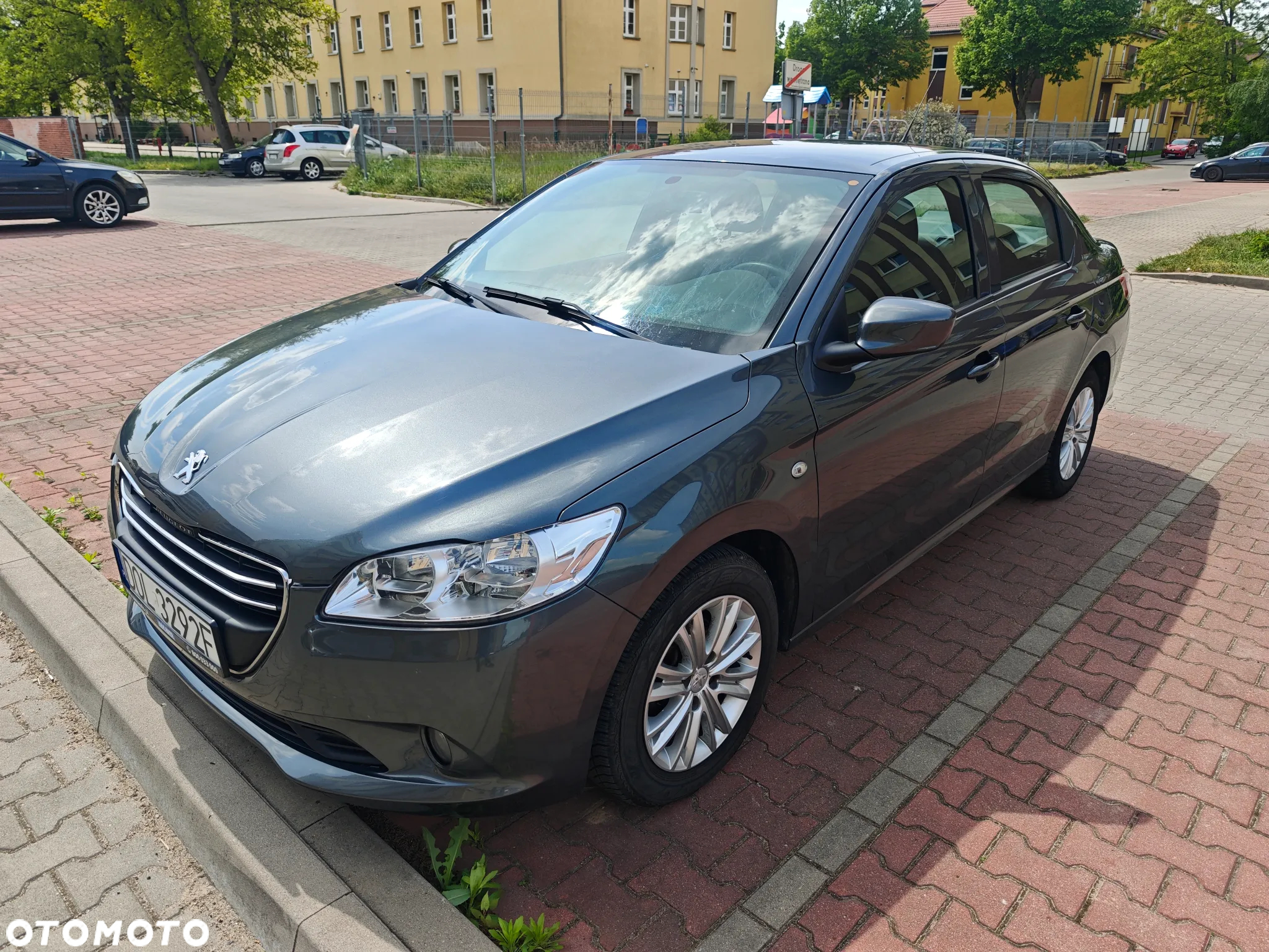 Peugeot 301 1.2 Pure Tech Active S&S ETG - 5