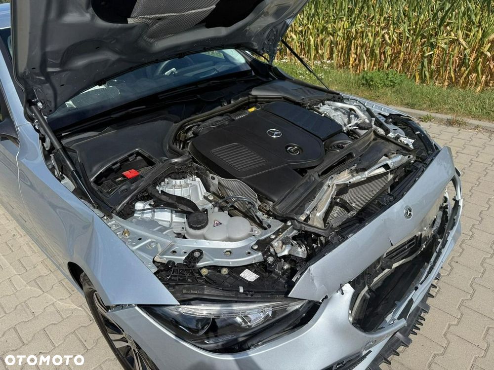 Mercedes-Benz Klasa C 200 mHEV 4-Matic Avantgarde - 9