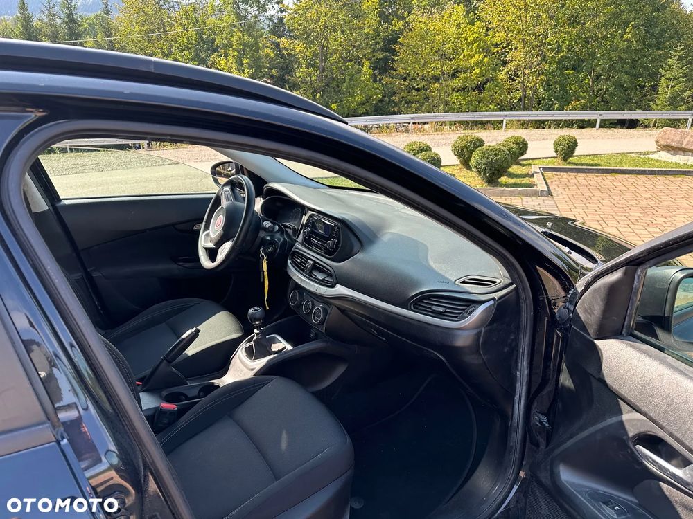 Fiat Tipo 1.4 T-Jet 16v Lounge - 12