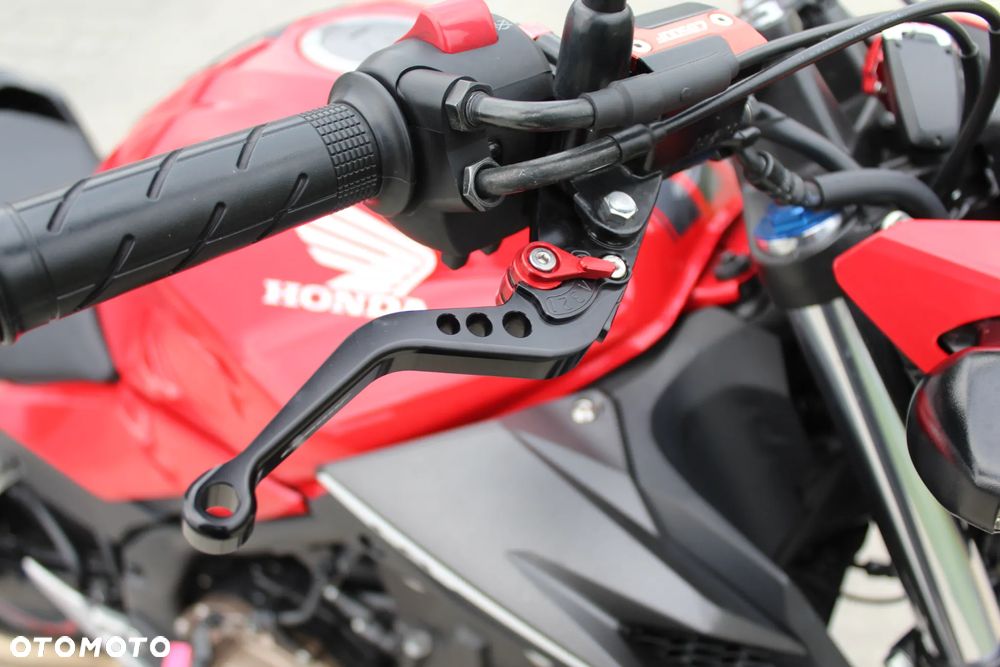 Honda CB - 33