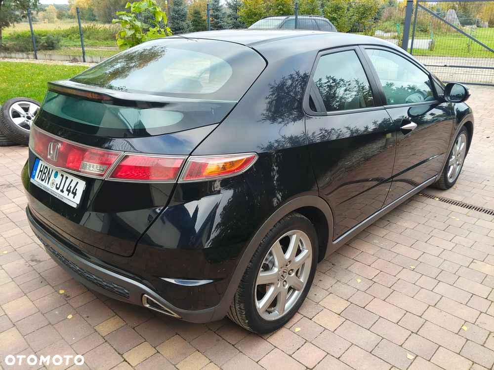 Honda Civic - 4