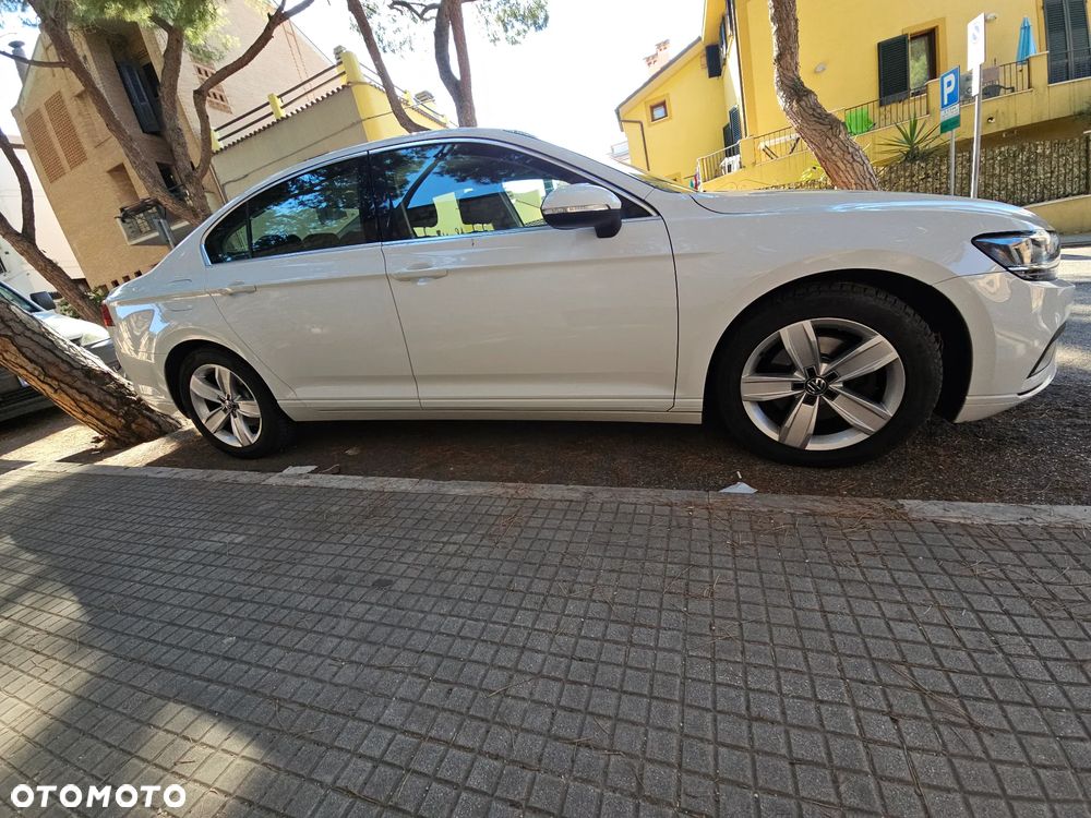 Volkswagen Passat 2.0 TSI Business DSG - 11