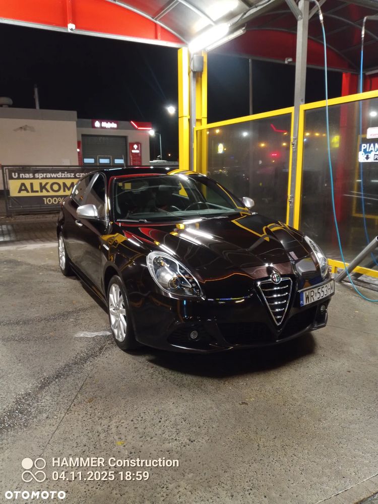 Alfa Romeo Giulietta 2.0 JTDM Distinctive - 4