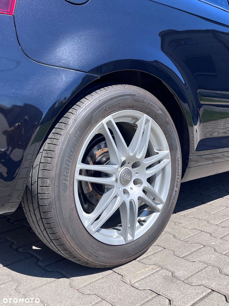 Audi A3 3-drzwiowe 1.6 TDI DPF Ambiente - 12