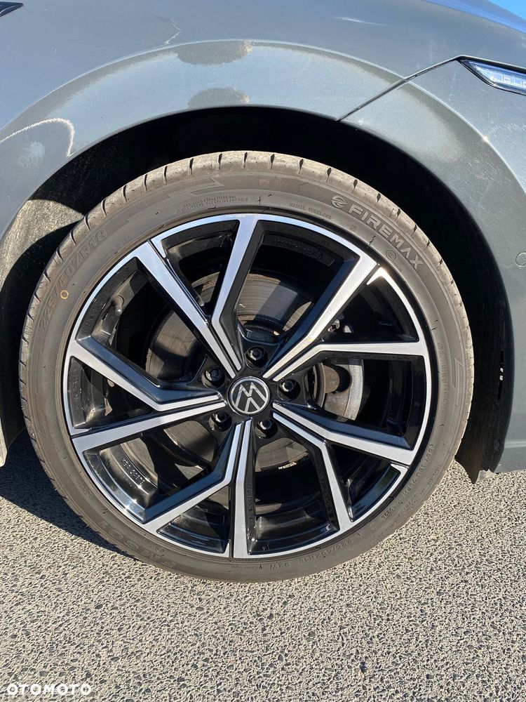 Volkswagen Golf 2.0 TDI SCR DSG Style - 11
