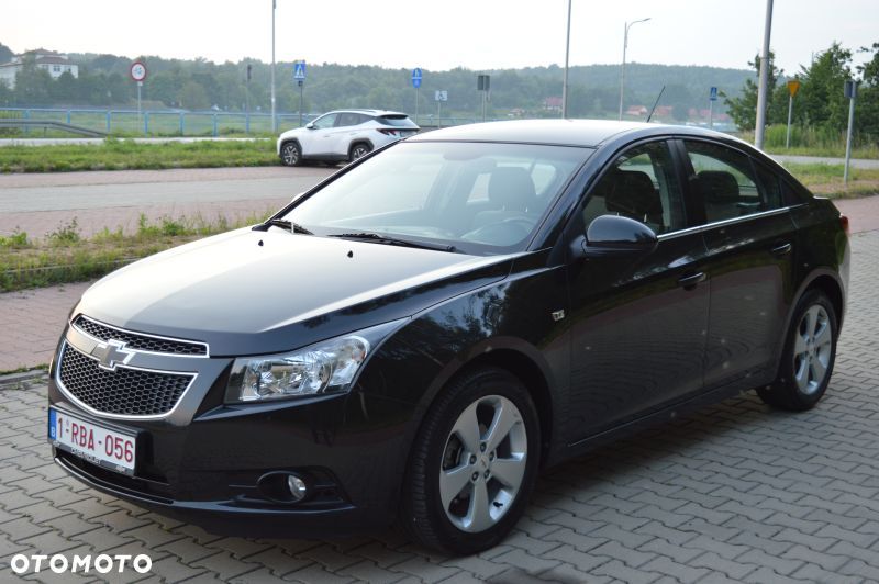Chevrolet Cruze - 10
