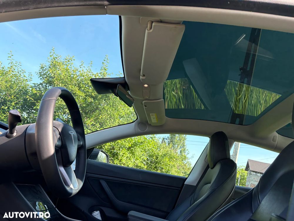 Tesla Model 3 Langstreckenbatterie Allradantrieb Dual Motor - 11