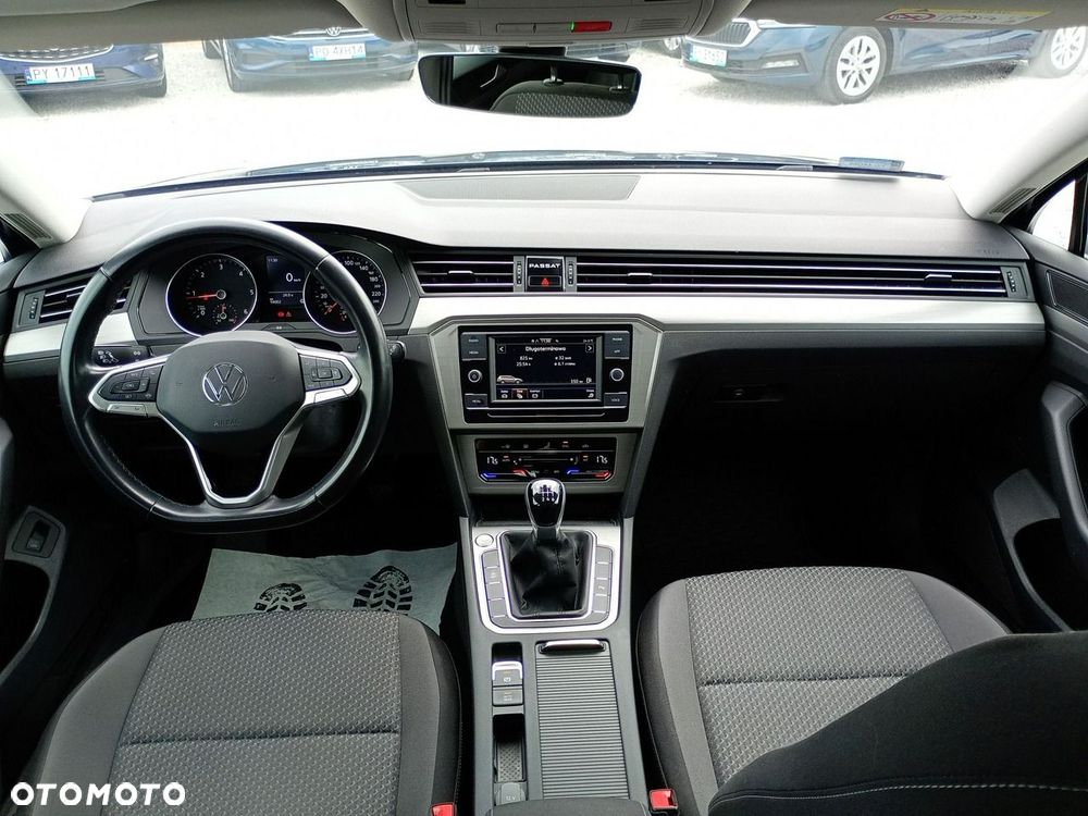 Volkswagen Passat Variant 2.0 TDI EVO Essence - 10