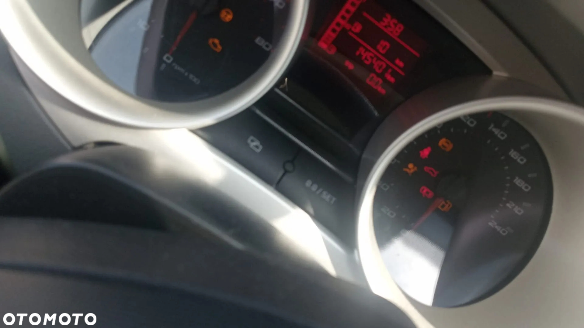 Zafira B lift Z176 zderzak maska blotnik lampa drzwi klapa - 8