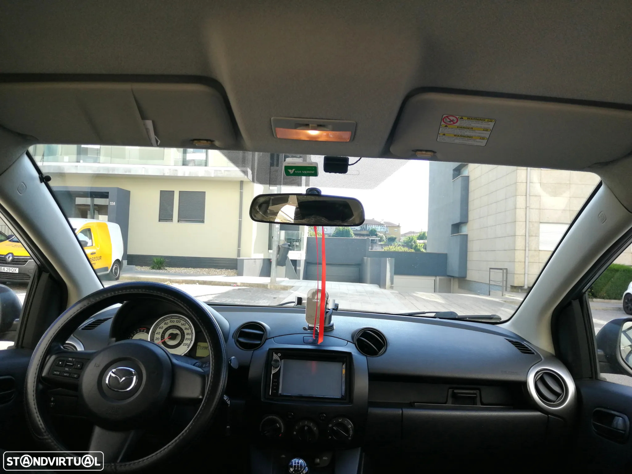 Mazda 2 1.3 MZR Exclusive - 9