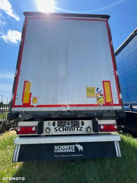 Schmitz Cargobull - 3