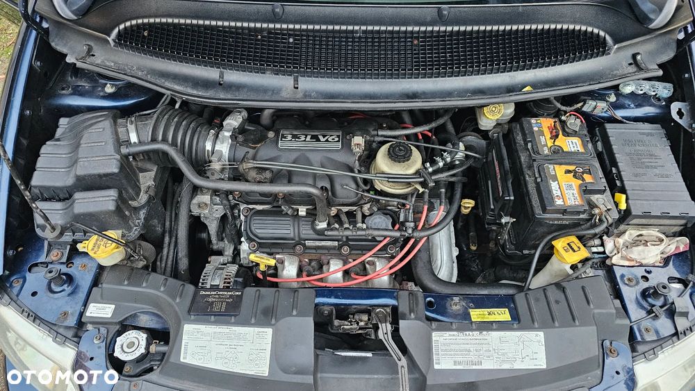 Chrysler Grand Voyager 3.3 LX - 13