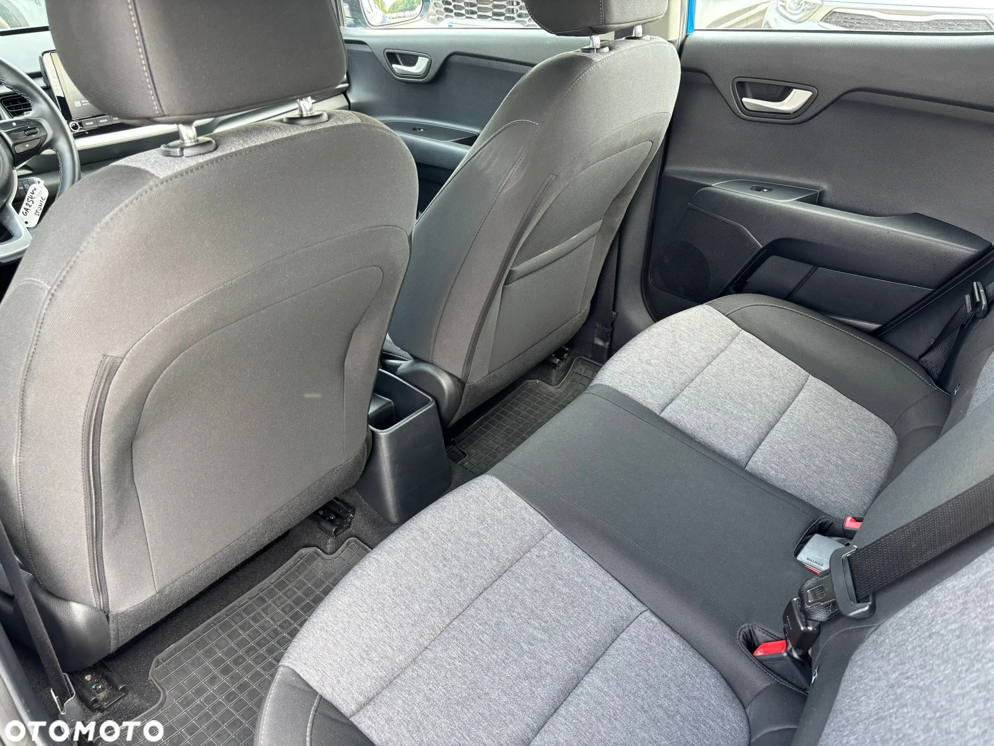 Kia Stonic 1.0 T-GDI M DCT - 11