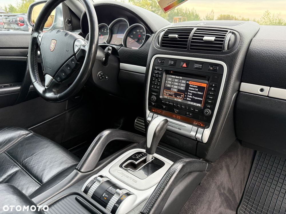 Porsche Cayenne S Tiptronic - 34