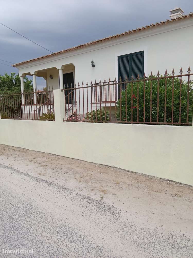 Moradia T3 com jardim e garagem em Setúbal - Grande imagem: 5/24