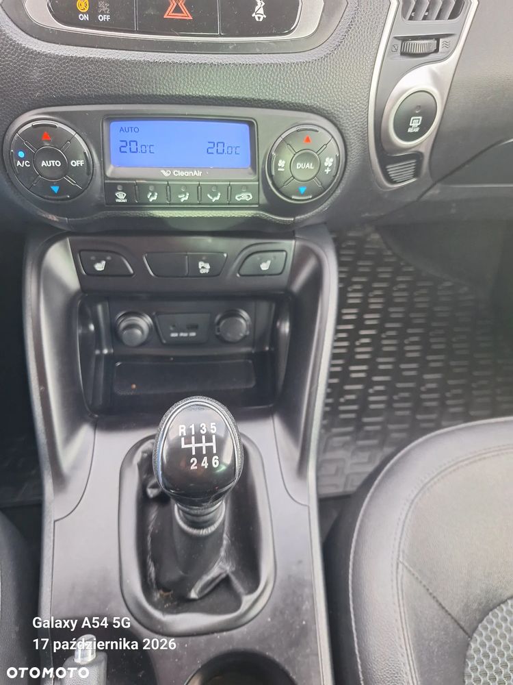 Hyundai ix35 - 24