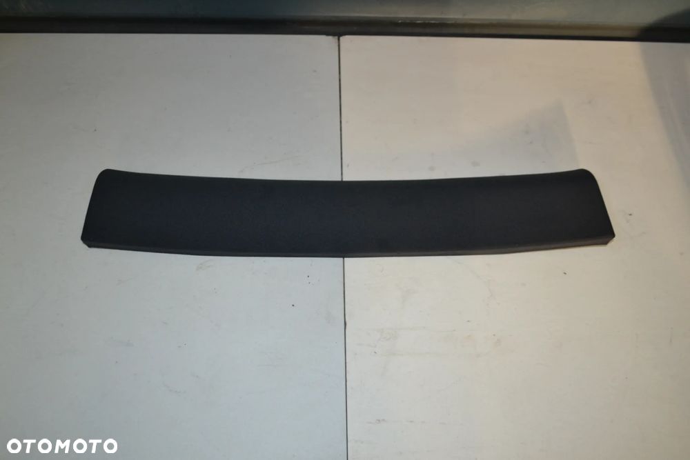 AUDI TT 8N S-LINE POSZYCIE OSŁONA LISTWA PODSUFITKI BAGAŻNIKA CZARNA 8N8867839 - 2