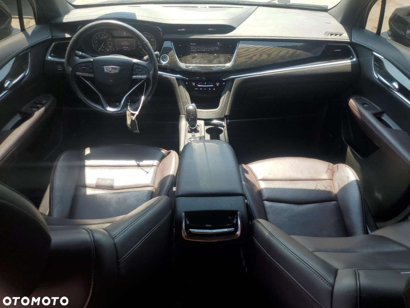Cadillac XT6 - 9