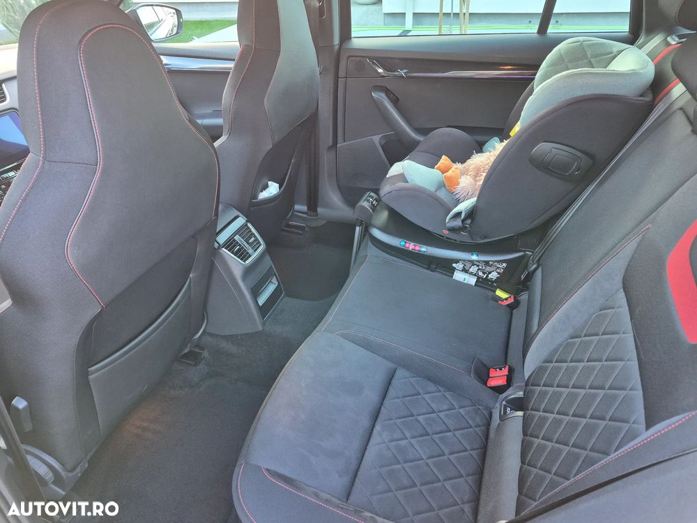 Skoda Octavia 2.0 TDI 4X4 DSG RS - 3