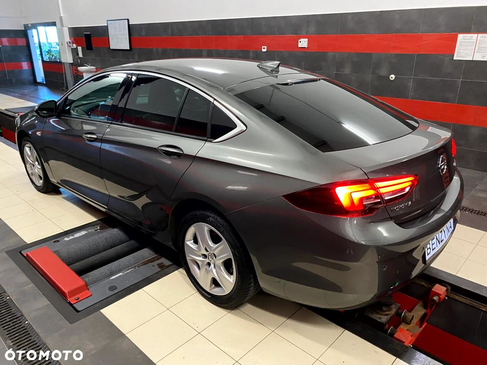 Opel Insignia 1.5 T GPF Ultimate S&S - 12