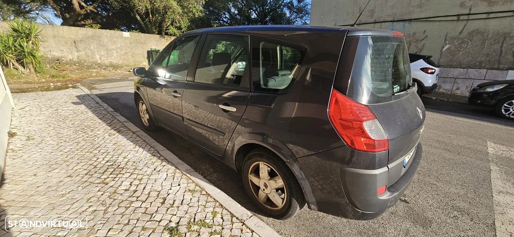 Renault Grand Scénic 1.5 dCi S 7L. - 8