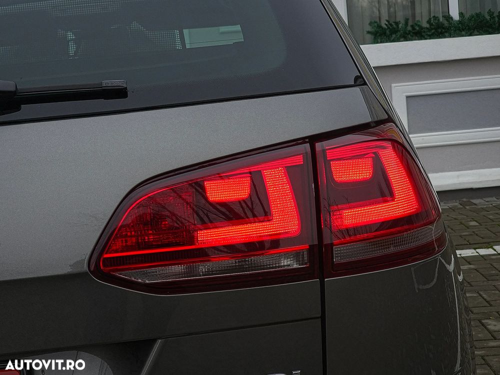 Volkswagen Golf 2.0 TDI (BlueMotion Technology) Highline - 35