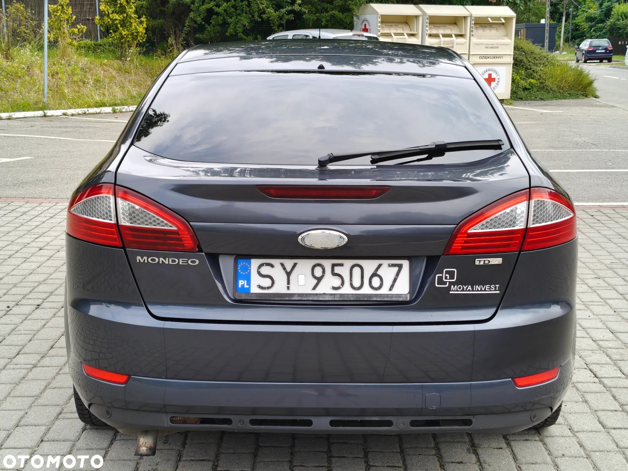 Ford Mondeo 2.0 TDCi Ambiente - 24
