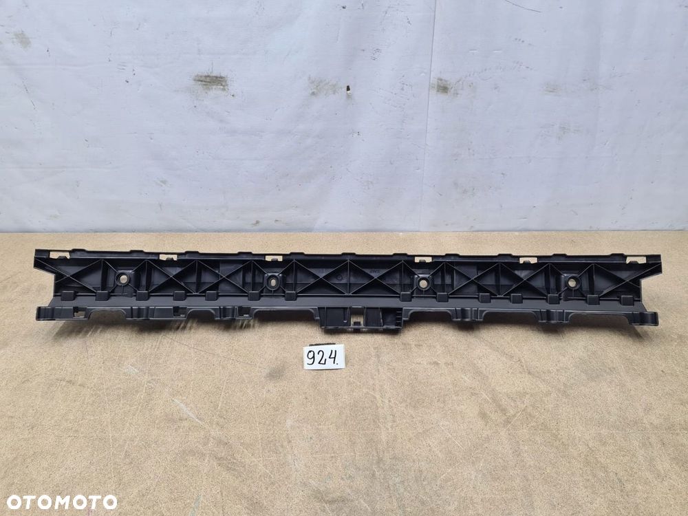 VW T-ROC 2017- WZMOCNIENIE ŚLIZG MOCOWANIE ZDERZAK TYŁ - 2