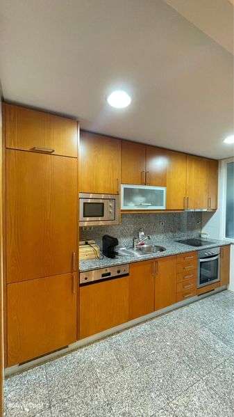 Apartamento T2 como novo - Grande imagem: 3/8