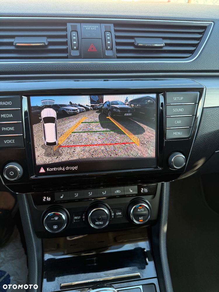 Skoda Superb 1.4 TSI ACT Sportline DSG - 37