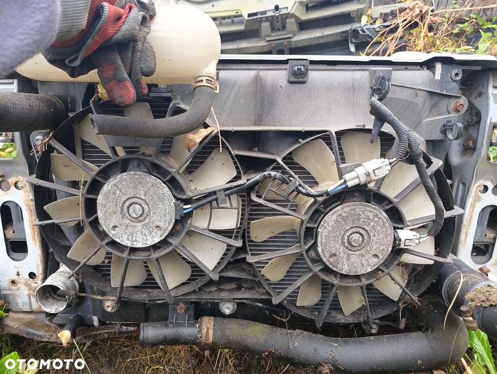 PAS PRZEDNI WZMOCNIENIE CHLODNICE LEXUS IS 220 - 2