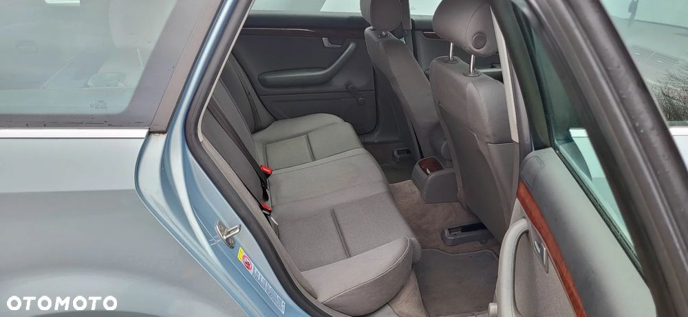 Audi A4 Avant 1.8 T - 18