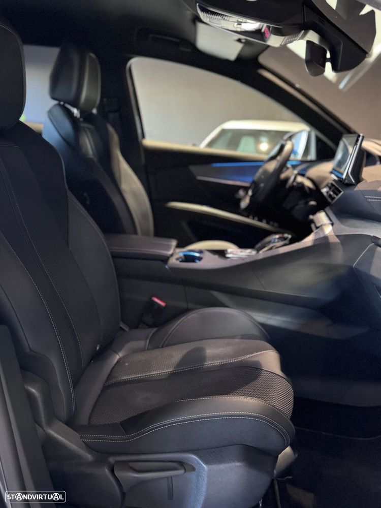 Peugeot 3008 1.2 PureTech GT Pack EAT8 - 29
