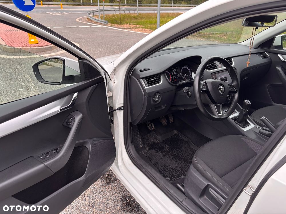 Skoda Octavia 1.5 TSI GPF ACT Ambition - 10