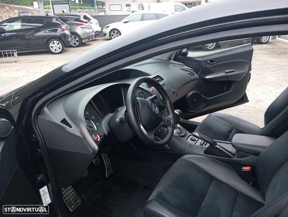 Honda Civic 1.4 i-VTEC Elegance - 2