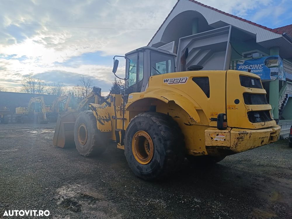 New Holland W231 - 6