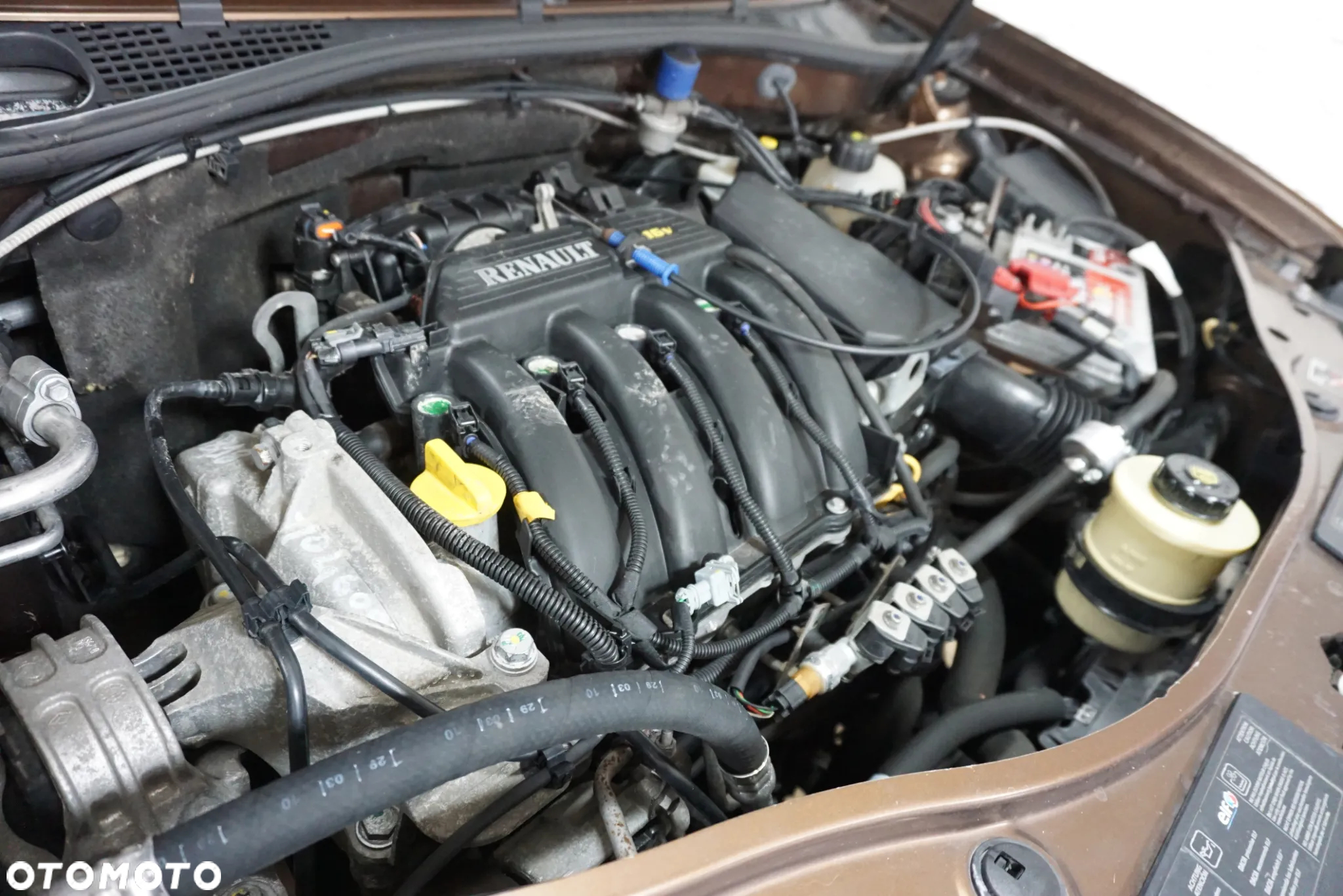 Dacia Duster 1.6 16V 4x2 Laureate - 14