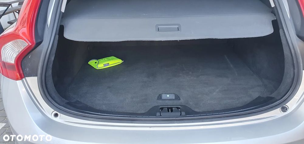 Volvo V60 D2 Geartronic Powershift Edition Pro - 16