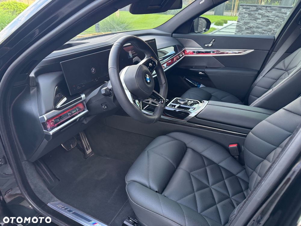BMW Seria 7 740d xDrive mHEV sport - 15